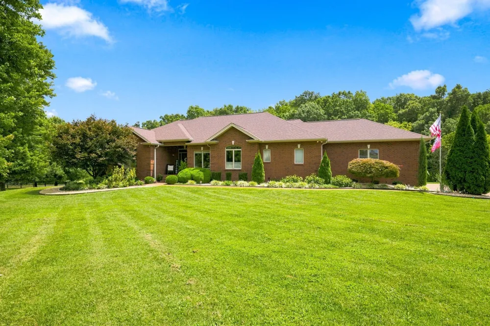 1624 Spencer Mill Rd Burns, TN 37029