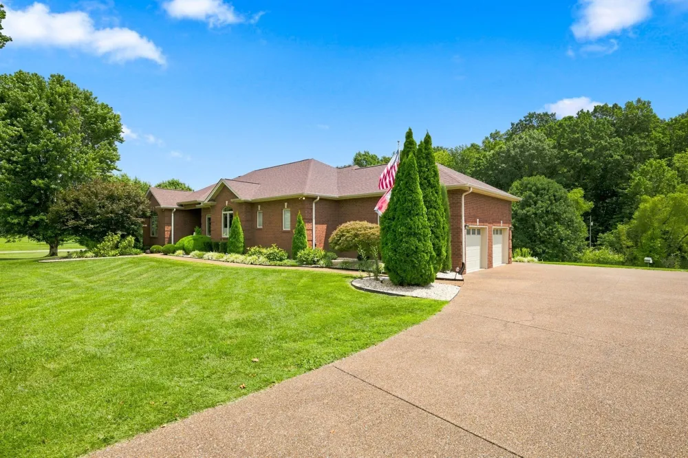1624 Spencer Mill Rd Burns, TN 37029