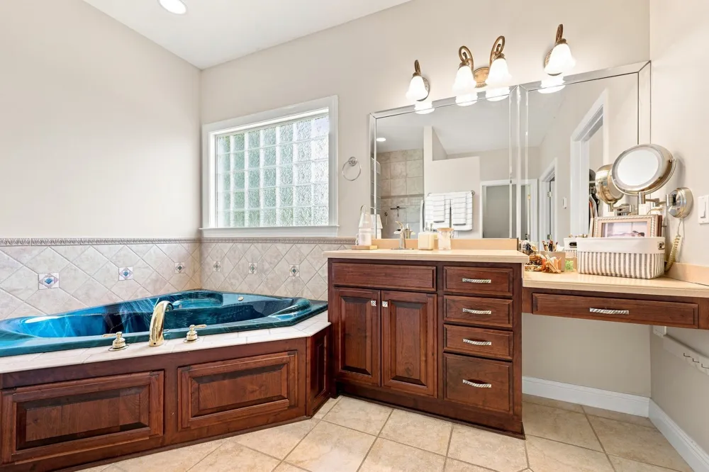 1624 Spencer Mill Rd Burns, TN 37029
