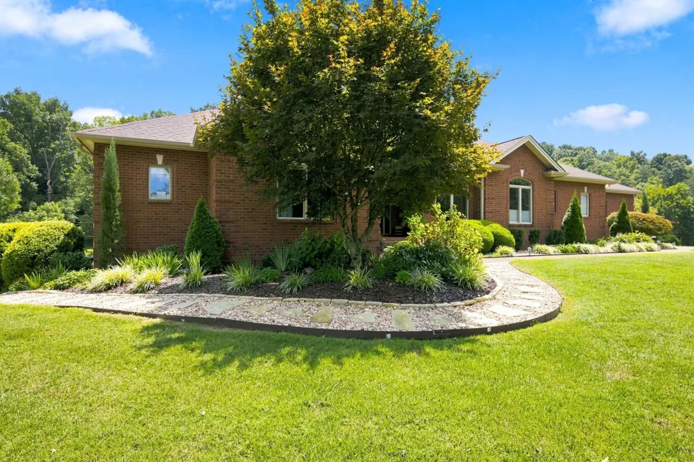 1624 Spencer Mill Rd Burns, TN 37029