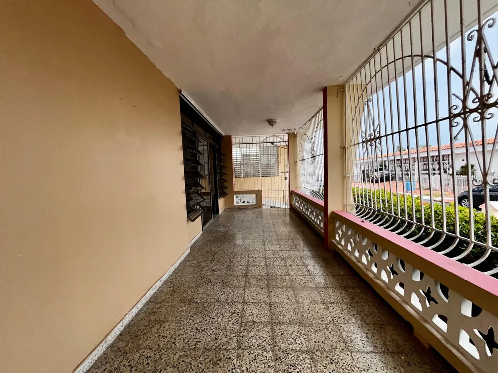 Urb Santa Isidra 2 #130 Fajardo, PR 00738