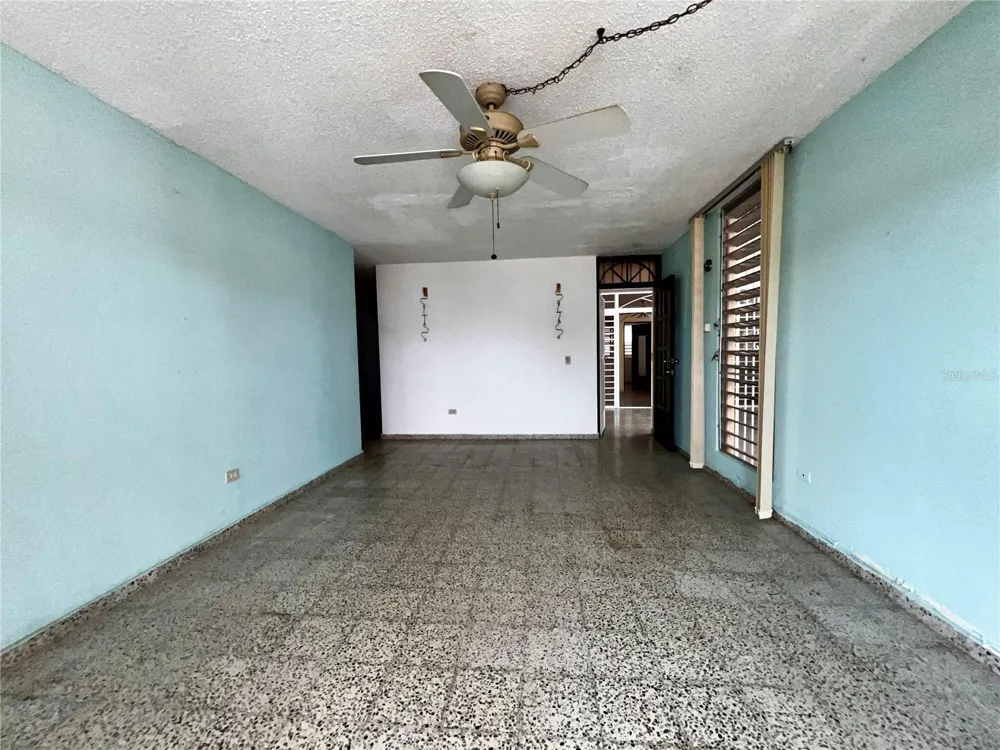 Urb Santa Isidra 2 #130 Fajardo, PR 00738