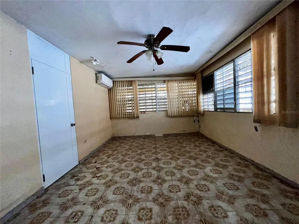 Urb Santa Isidra 2 #130 Fajardo, PR 00738