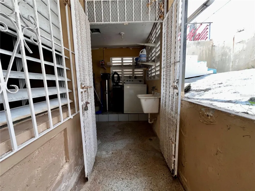 Urb Santa Isidra 2 #130 Fajardo, PR 00738