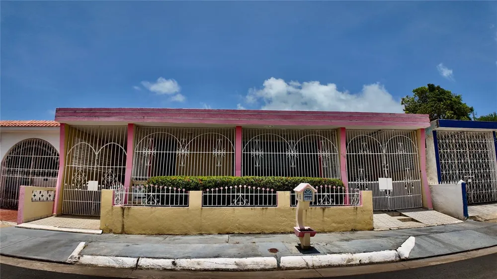 Urb Santa Isidra 2 #130 Fajardo, PR 00738