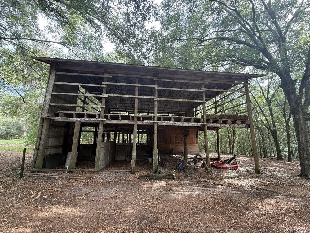 28430 ROBERTS DRIVE Brooksville, FL 34602