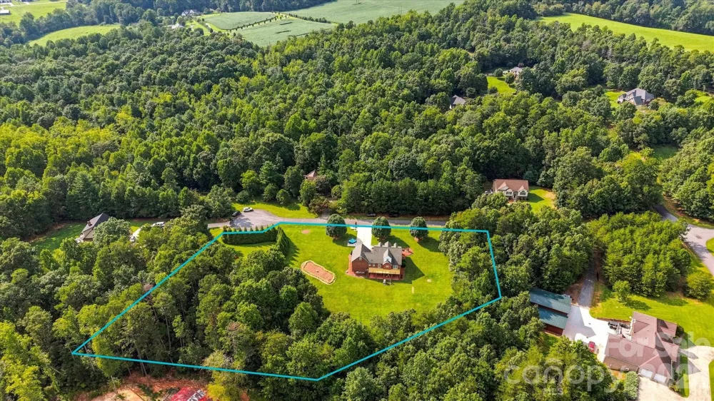 85 Charleston Court Hickory, NC 28601