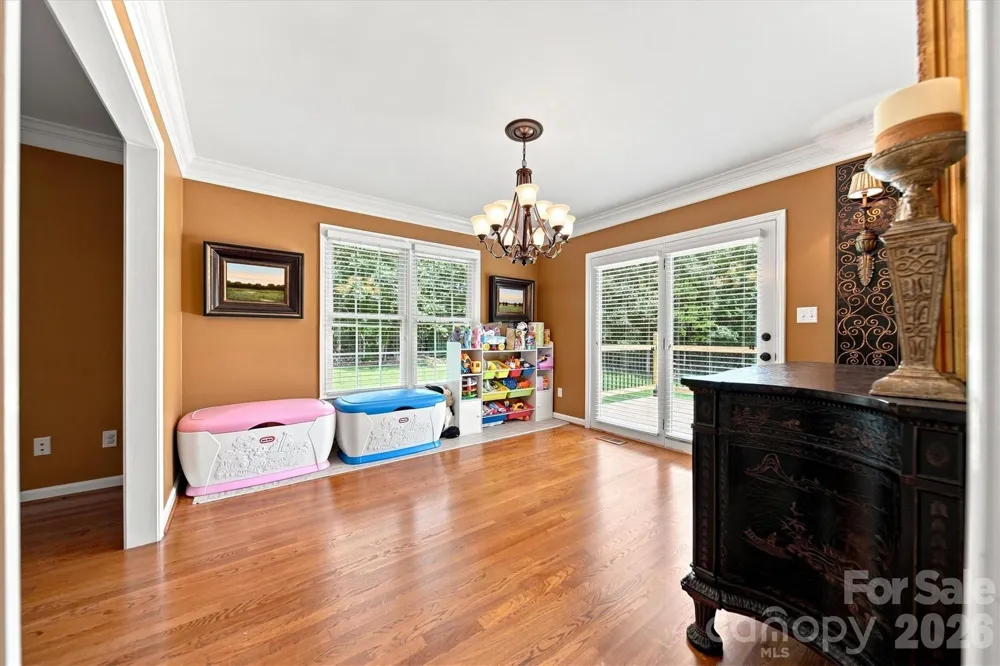 85 Charleston Court Hickory, NC 28601