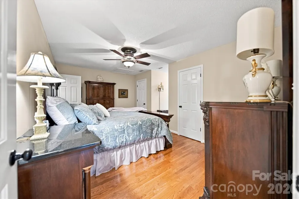 85 Charleston Court Hickory, NC 28601