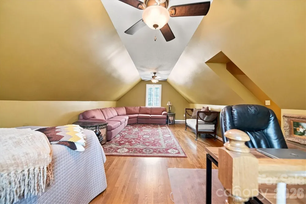 85 Charleston Court Hickory, NC 28601