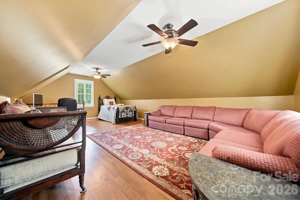 85 Charleston Court Hickory, NC 28601