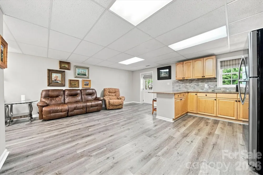 85 Charleston Court Hickory, NC 28601