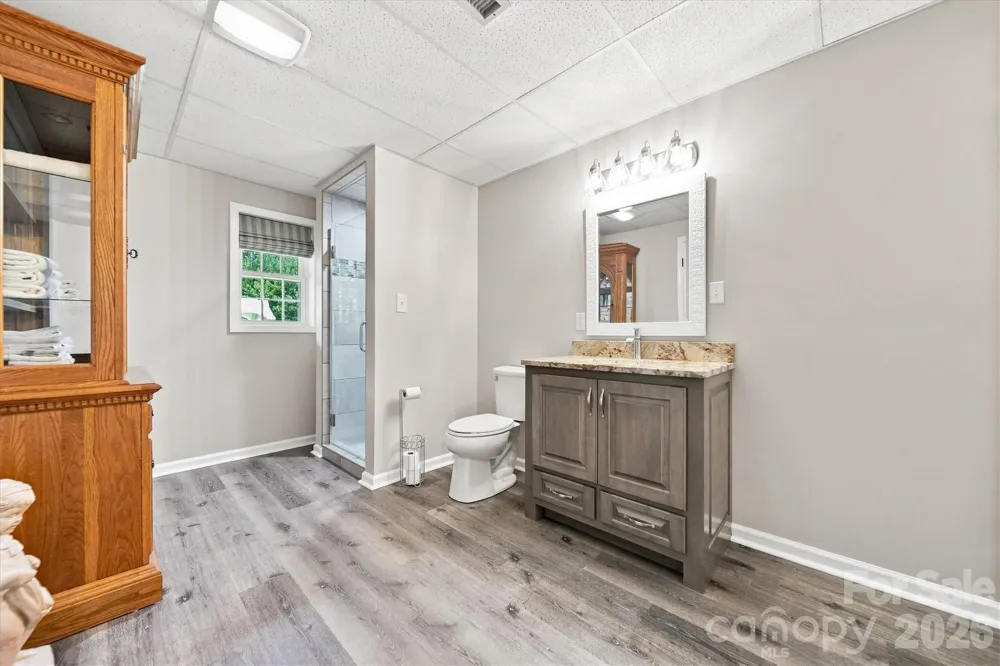 85 Charleston Court Hickory, NC 28601