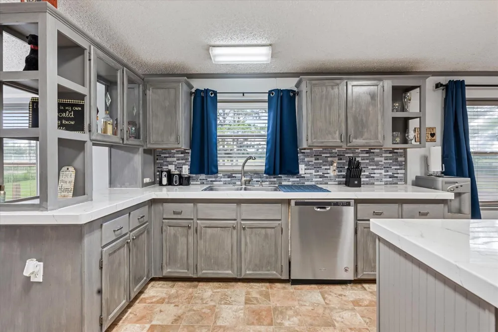 1715 Meyer Road Beasley, TX 77417