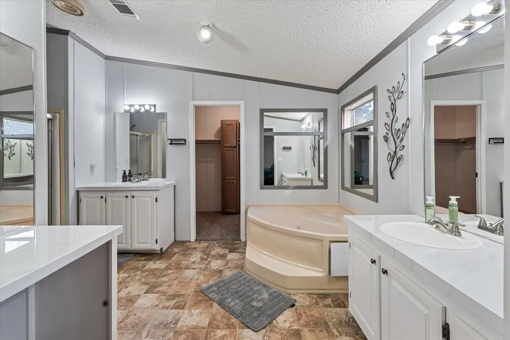 1715 Meyer Road Beasley, TX 77417