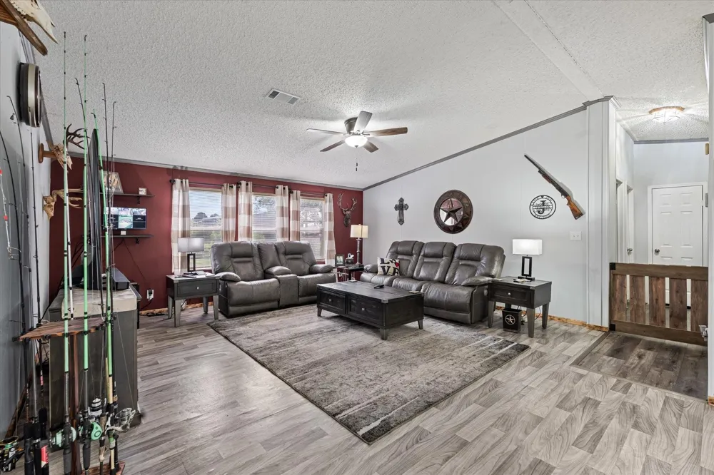 1715 Meyer Road Beasley, TX 77417