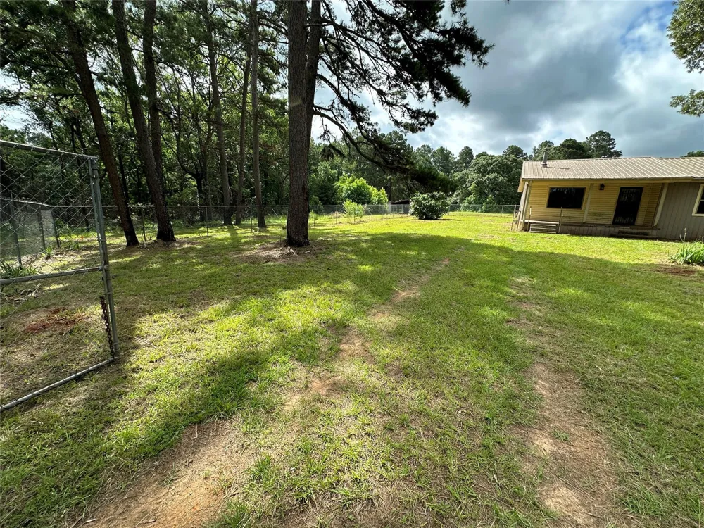 3932 Fern Lake Cutoff Marshall, TX 75672