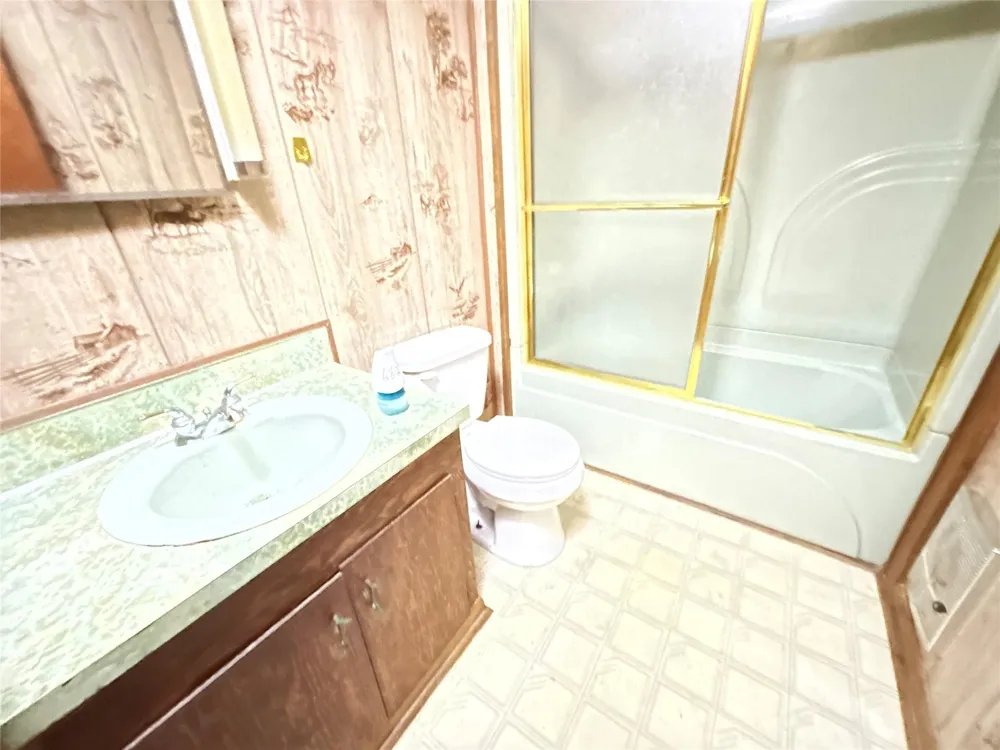 3932 Fern Lake Cutoff Marshall, TX 75672