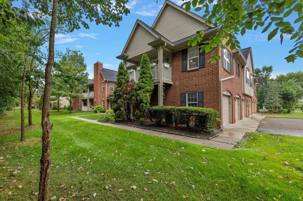 47855 Cardiff Avenue Canton, MI 48188