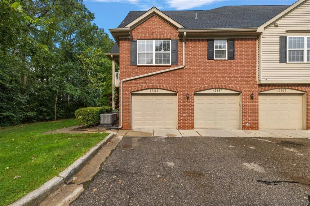 47855 Cardiff Avenue Canton, MI 48188