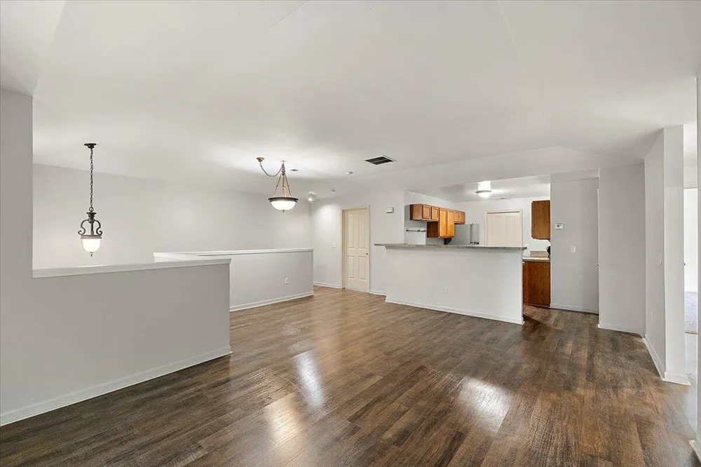 47855 Cardiff Avenue Canton, MI 48188