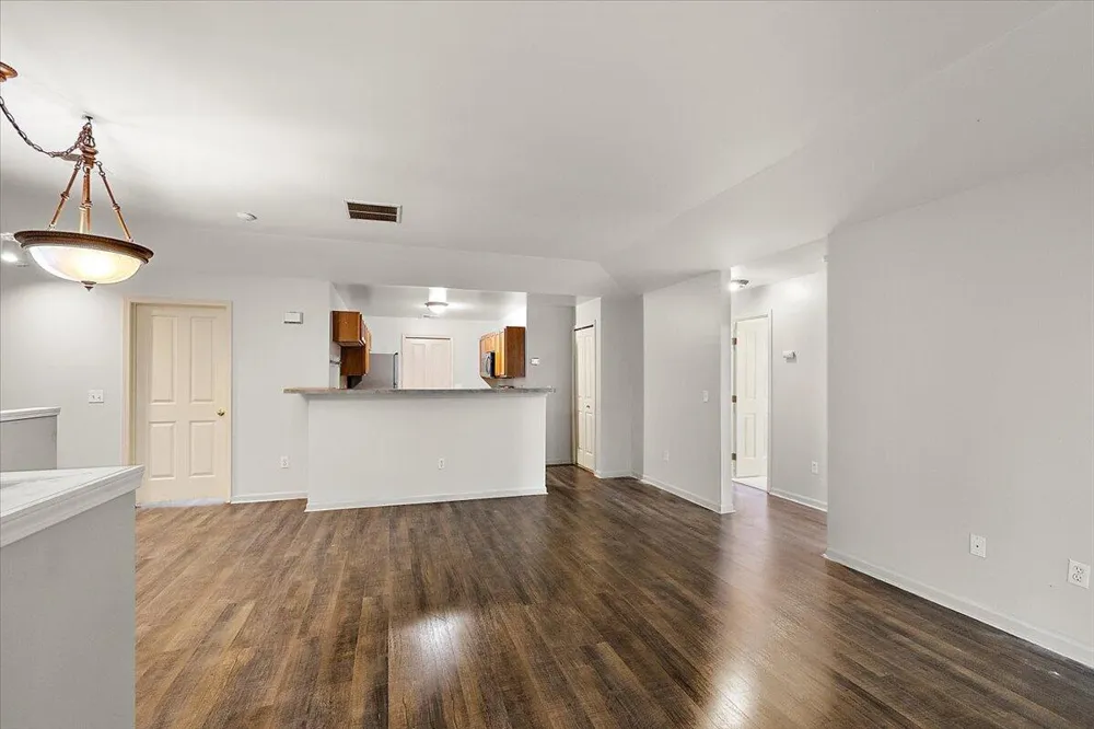 47855 Cardiff Avenue Canton, MI 48188