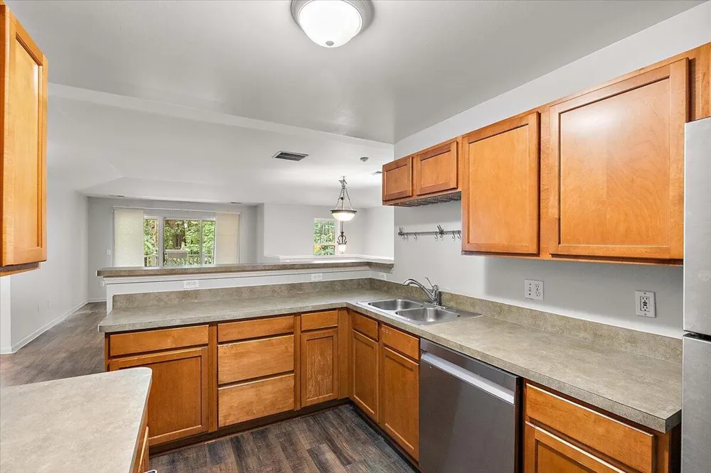 47855 Cardiff Avenue Canton, MI 48188