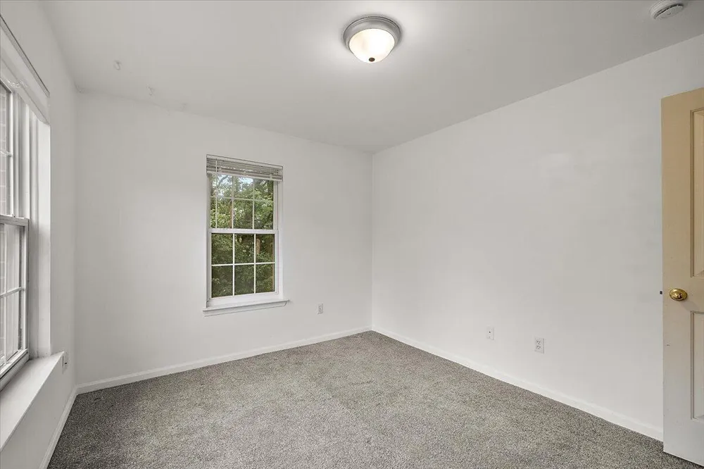 47855 Cardiff Avenue Canton, MI 48188