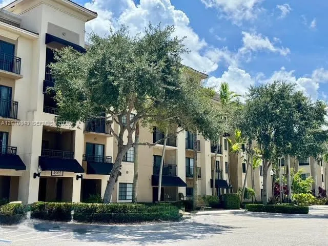 4905 Midtown Ln #2405 Palm Beach Gardens, FL 33418