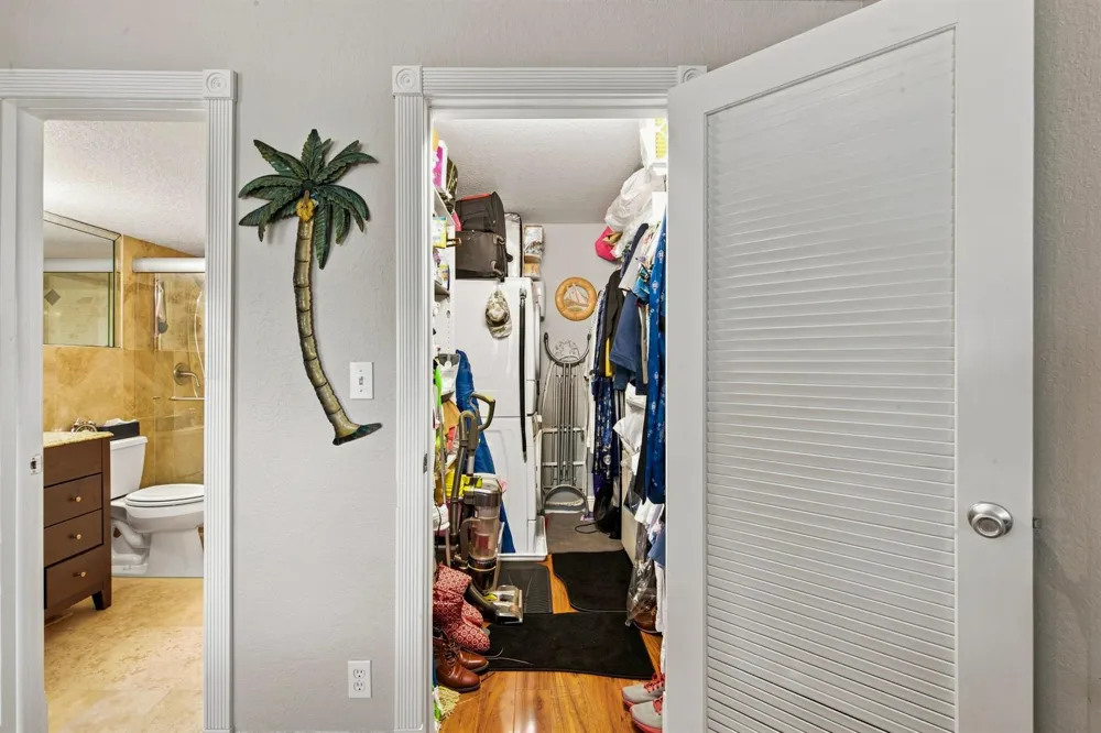 1920 NE 1ST TERRACE #212H Wilton Manors, FL 33305