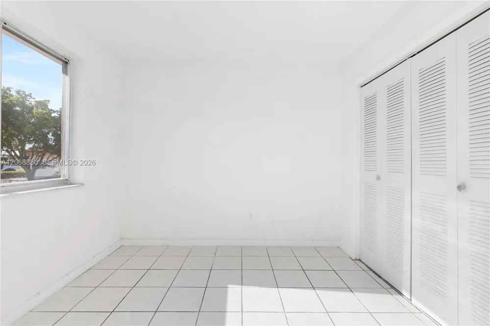 345 W 68th St #202 Hialeah, FL 33014