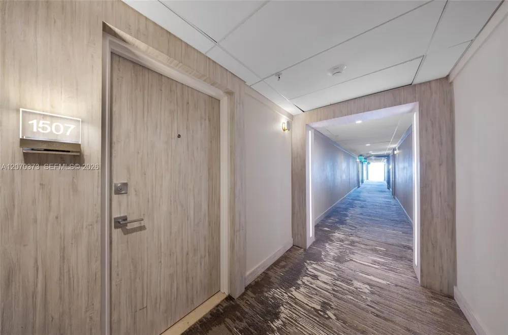 10275 Collins Ave #1507 Bal Harbour, FL 33154