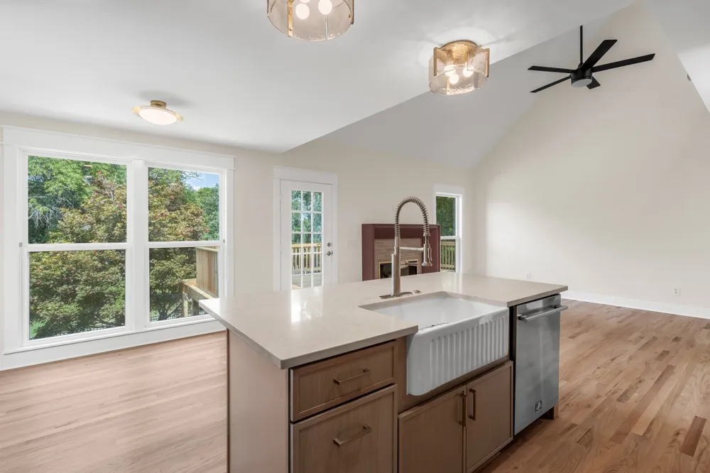 204 Breakwater Dr Hendersonville, TN 37075