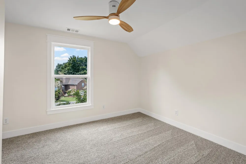 204 Breakwater Dr Hendersonville, TN 37075