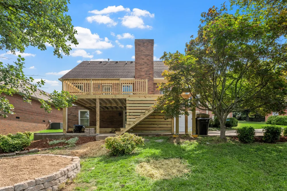 204 Breakwater Dr Hendersonville, TN 37075