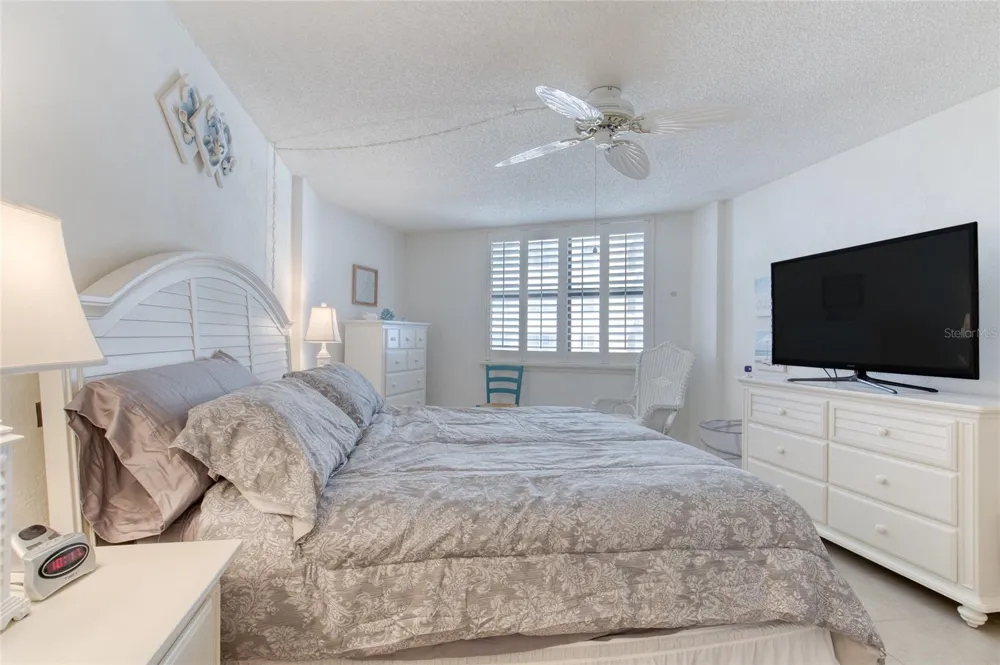 1415 OCEAN SHORE BOULEVARD #609 Ormond Beach, FL 32176