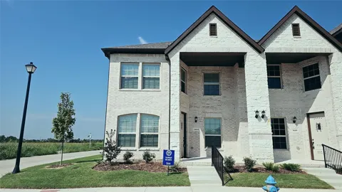3601 Geoffrey Trail
