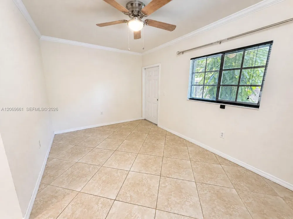 1000 Palm Trl #3 Delray Beach, FL 33483
