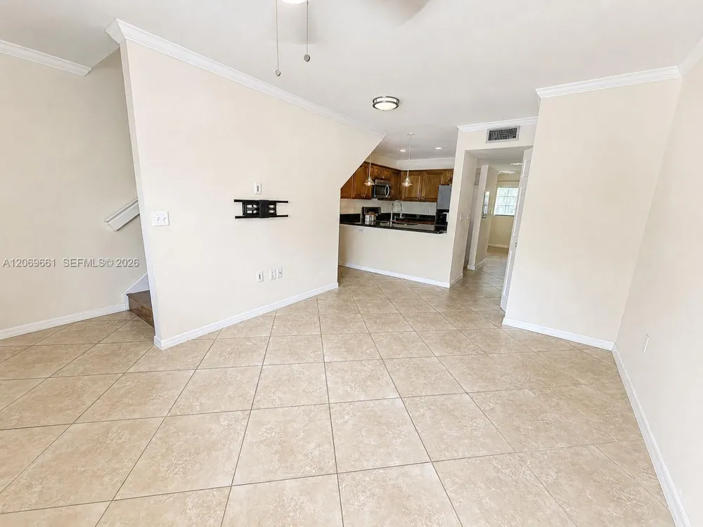 1000 Palm Trl #3 Delray Beach, FL 33483