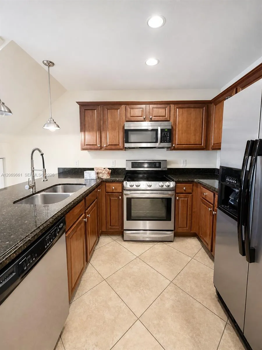 1000 Palm Trl #3 Delray Beach, FL 33483