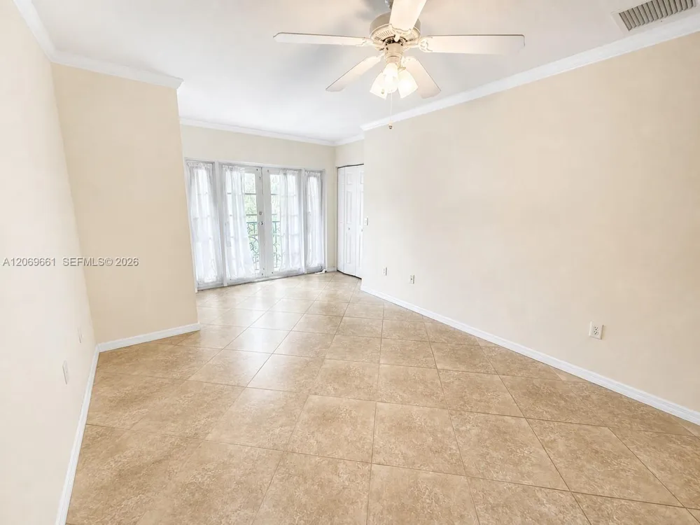 1000 Palm Trl #3 Delray Beach, FL 33483