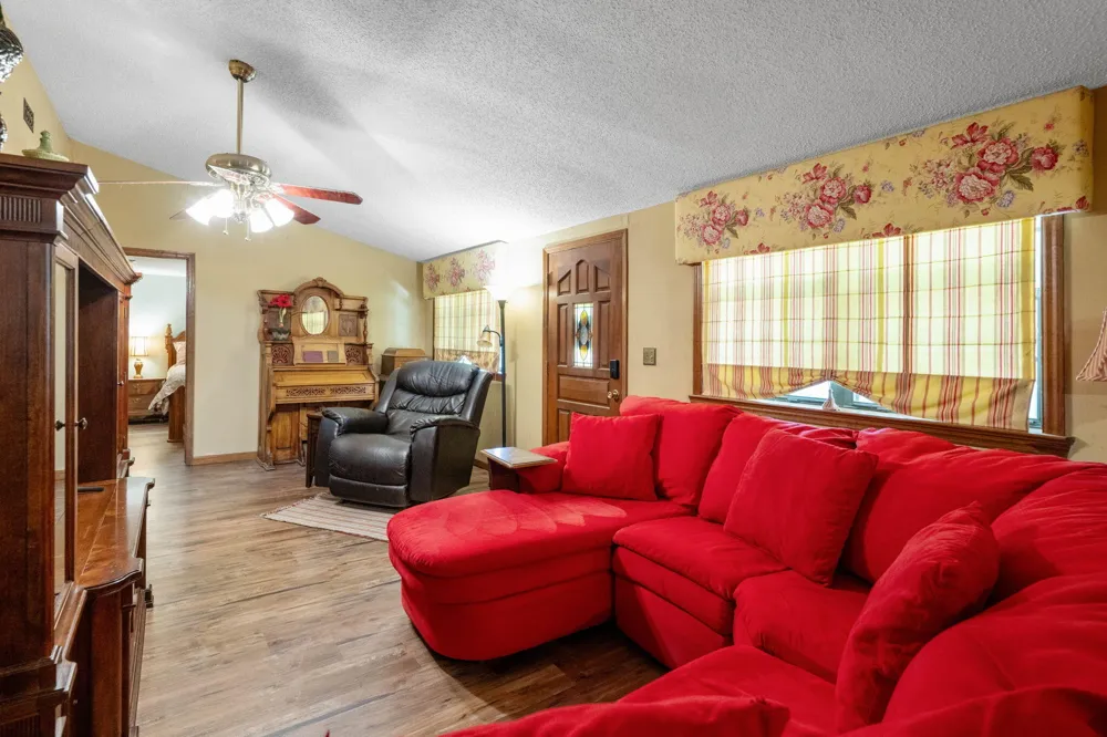 407 White Road Chattanooga, TN 37421