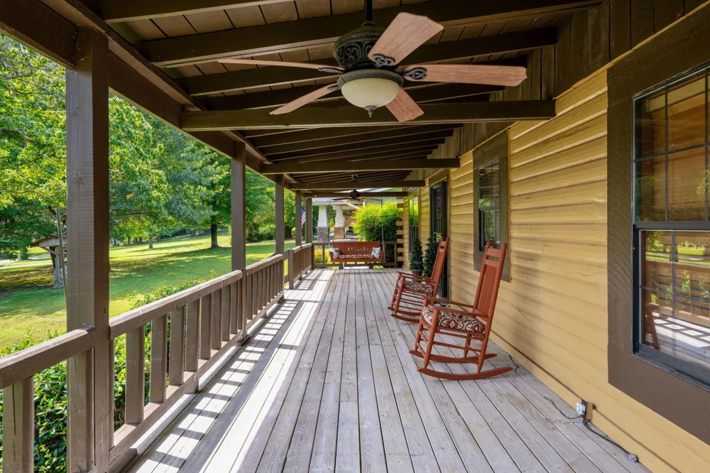 407 White Road Chattanooga, TN 37421