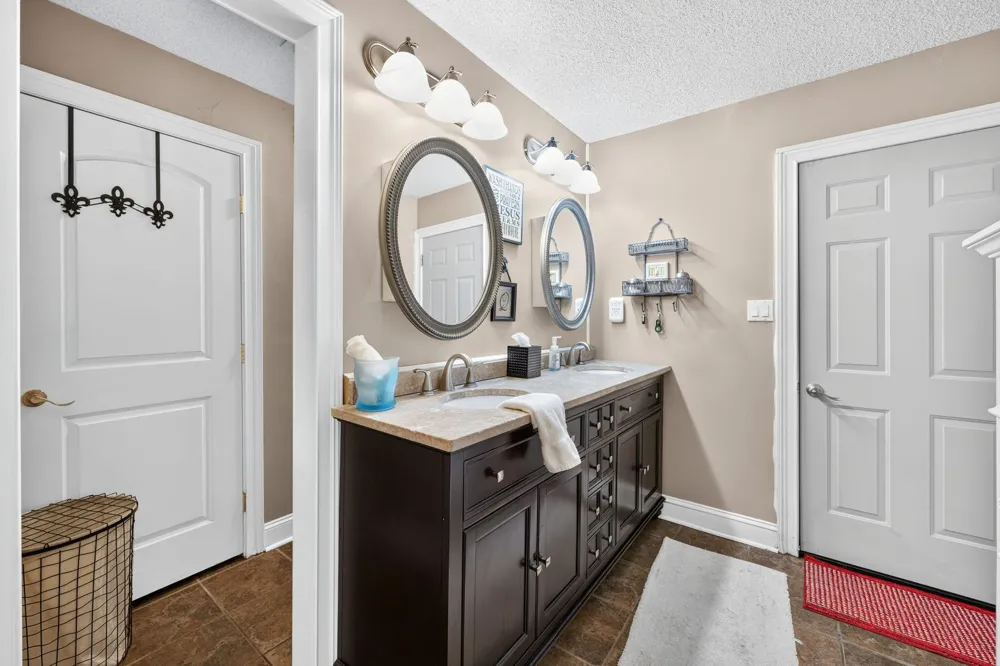 407 White Road Chattanooga, TN 37421