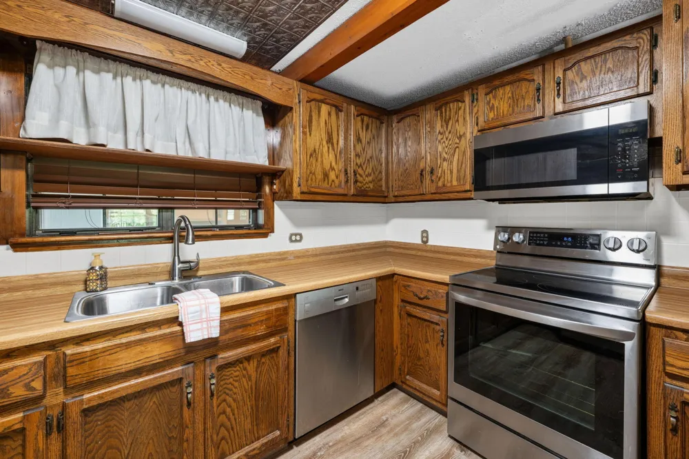 407 White Road Chattanooga, TN 37421