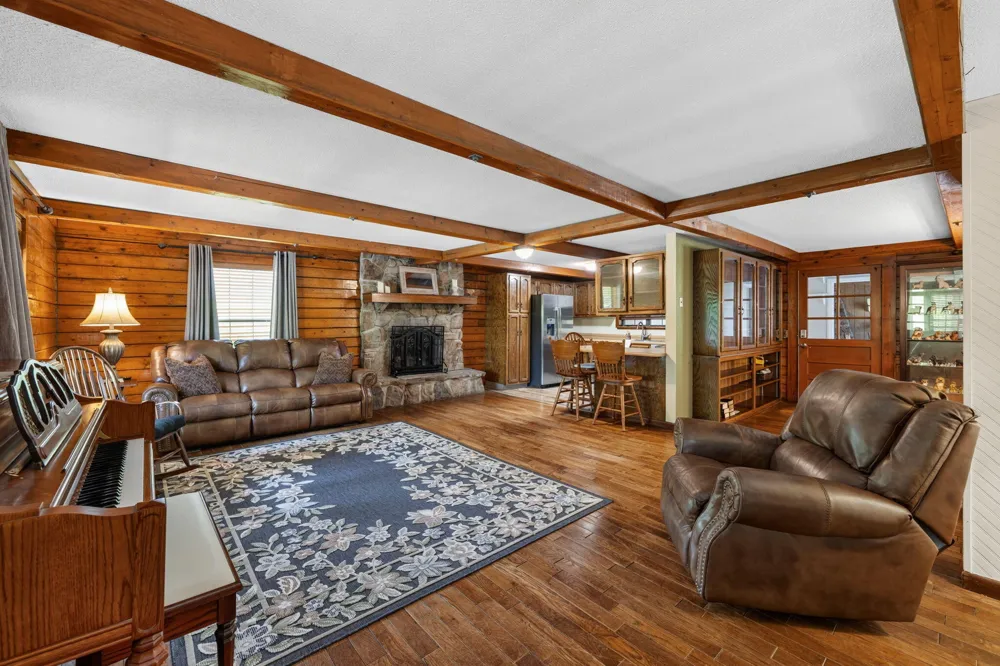 407 White Road Chattanooga, TN 37421