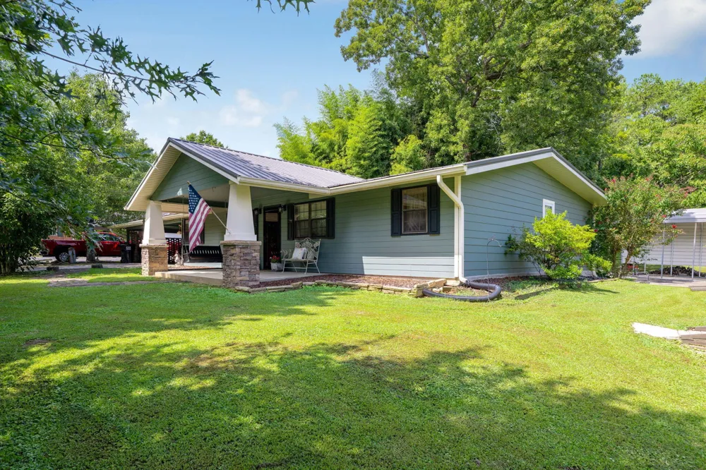 407 White Road Chattanooga, TN 37421