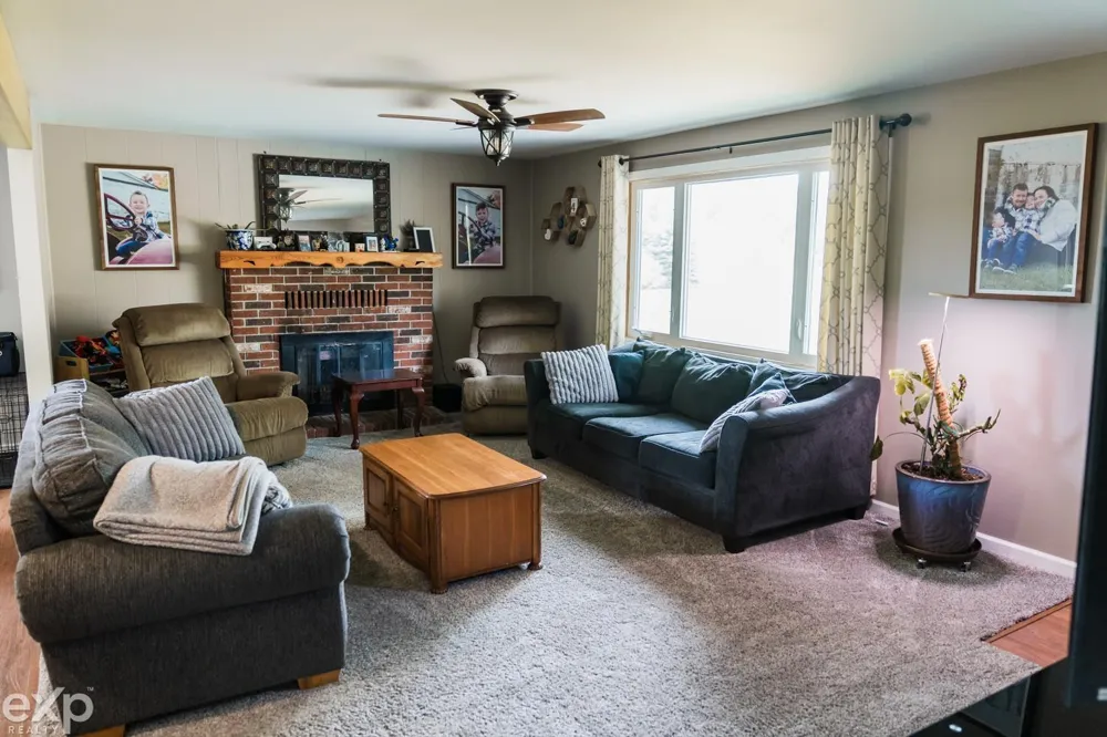 2754 Hayes Road Yale City, MI 48097