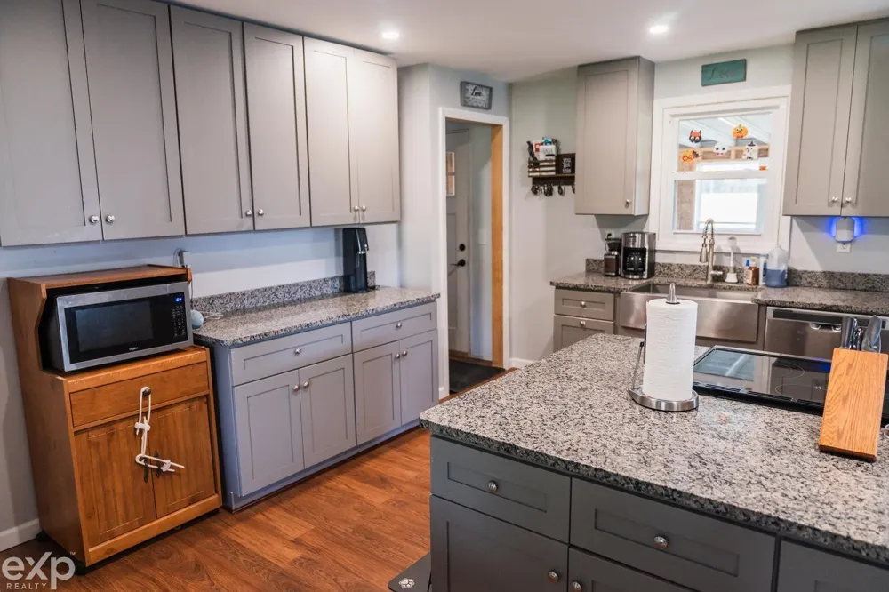 2754 Hayes Road Yale City, MI 48097