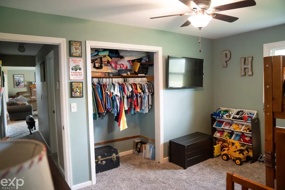 2754 Hayes Road Yale City, MI 48097